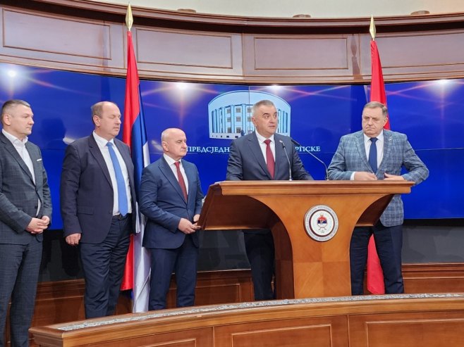 Konferencija za novinare - Foto: RTRS