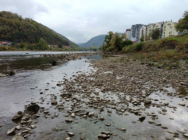 Nizak nivo Drine, protok na HE "Mali Zvornik" 58 metara kubnih u sekundi