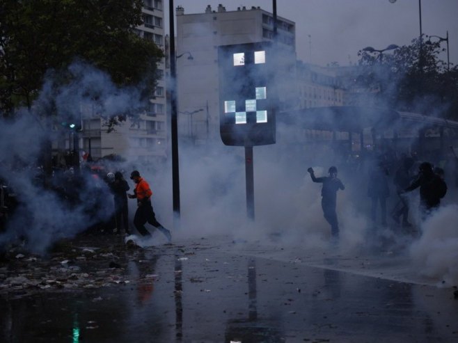 Protesti širom Evrope - hapšenja i suzavac u Parizu, Briselu, Rimu i Madridu (VIDEO)
