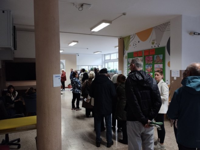 Vanredni parlamentarni izbori u Srbiji - Foto: RTRS