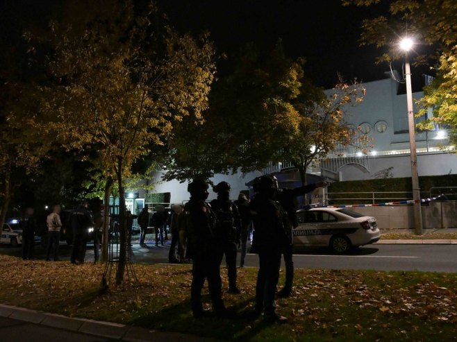 Napad na ambasadu Izraela u Beogradu (foto: TANJUG/ OMK MUP REPUBLIKE SRBIJE/ bg) - 