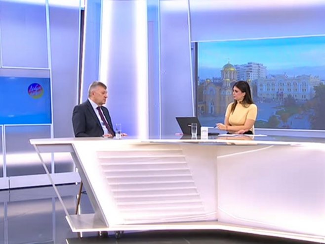 Ćeranić: Teroristi danas ne idu ka organizaciji, organizacija dolazi njima i to putem interneta (VIDEO)