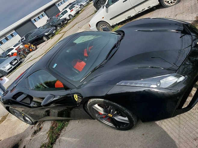 MUP Srpske u međunarodnoj Interpolovoj akciji oduzeo osam skupocjenih vozila