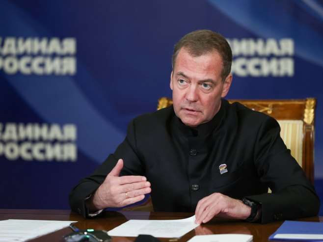 Dmitri Medvedev (Foto: EPA/EKATERINA SHTUKINA/SPUTNIK) - 