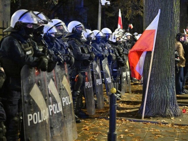 Predsjednik Poljske optužio Tuska za nasilno preuzimanje Ustavnog suda, održao hitne konsultacije